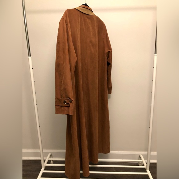 Vintage Suede Coat - Picture 6 of 11